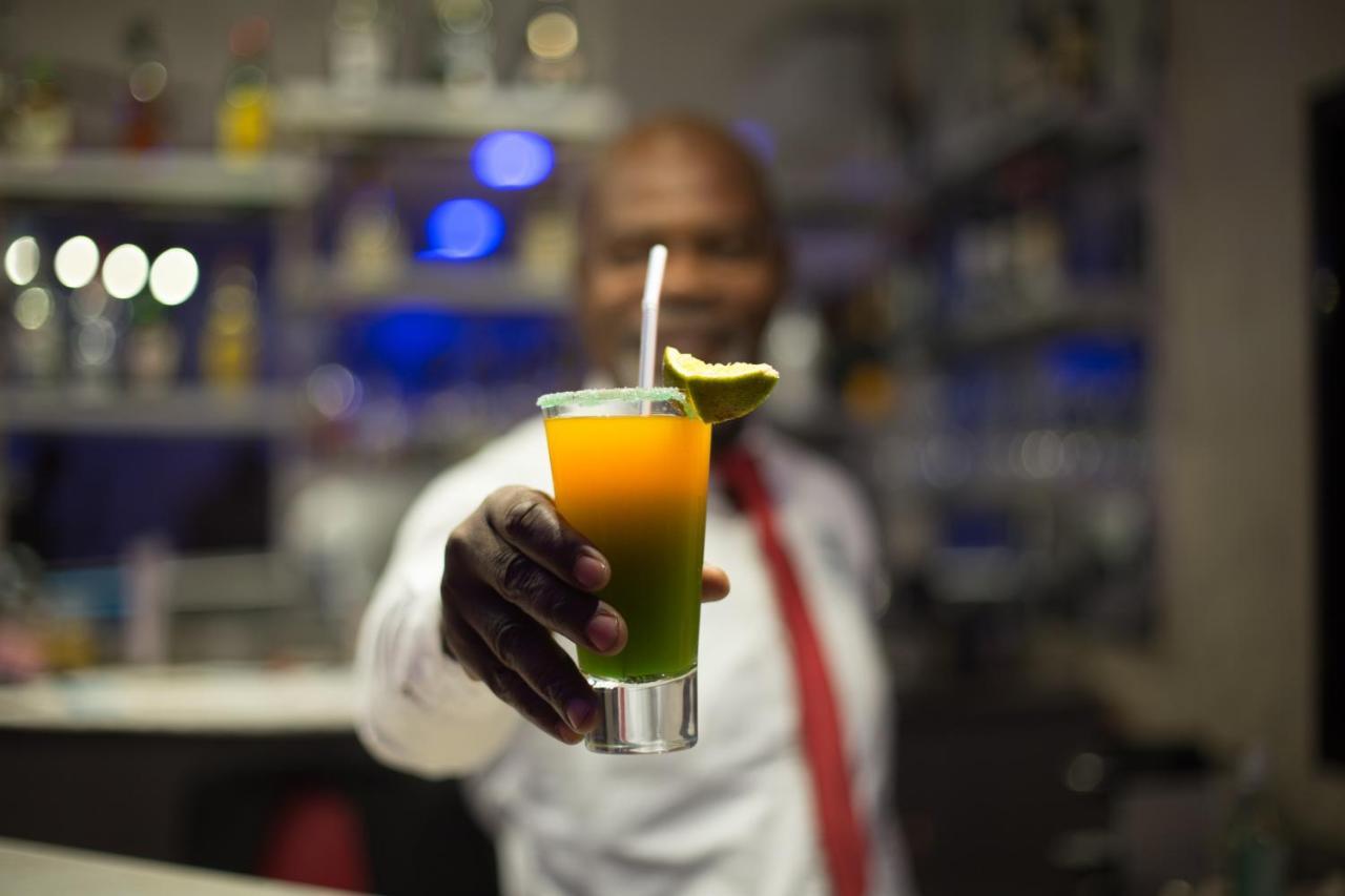 Hotel Millennium Kamissa Bamako Zewnętrze zdjęcie